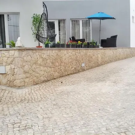 Charming House With Pool In Atalaia *