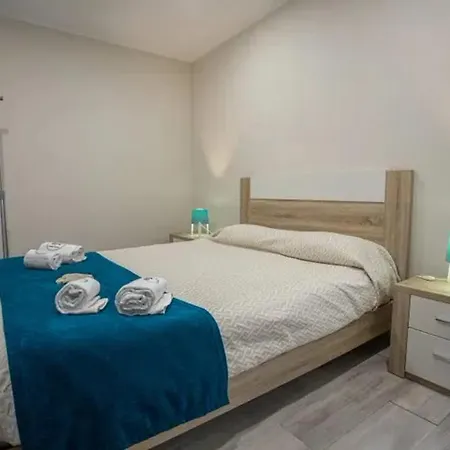 Charming House With Pool In Atalaia